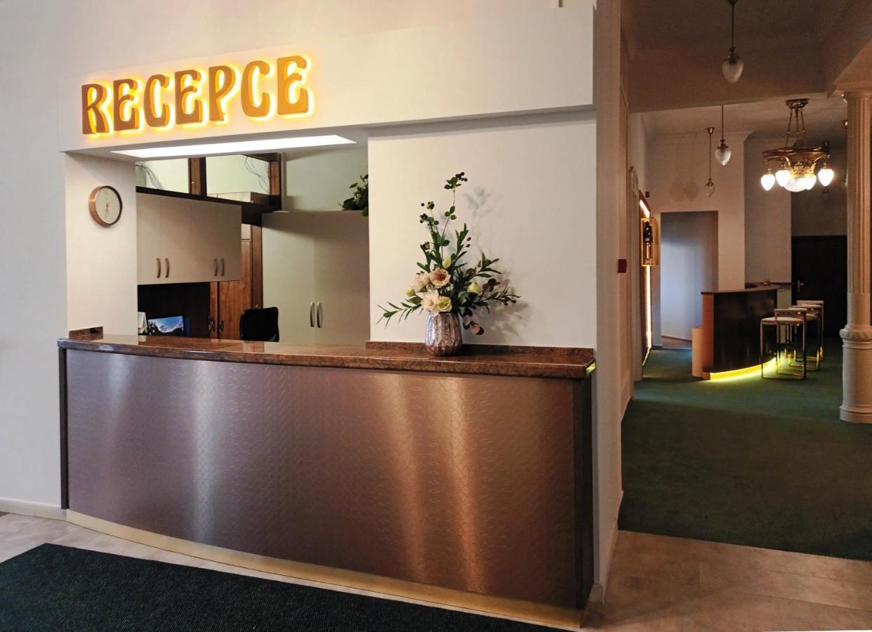 Hotel Maxim Mariánské Lázně Eksteriør bilde